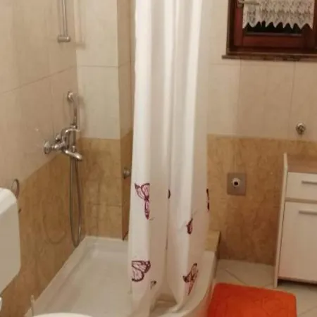 Milakovic-kanica - Comfort One Bedroom With Sea View And Terrace 塞维德